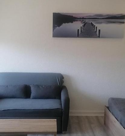 Appartement Avec Balcon Et Parking Prive 罗阿纳 外观 照片